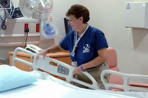 nurse-preparing-bed
